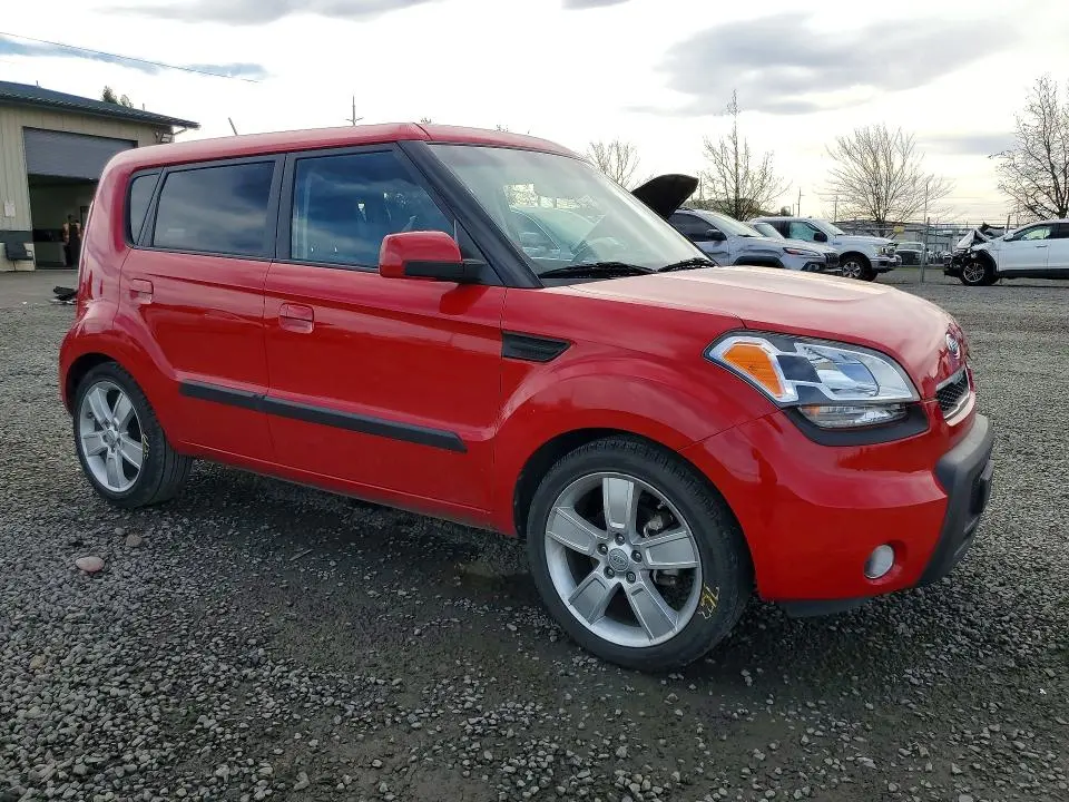 2010 KIA SOUL +  