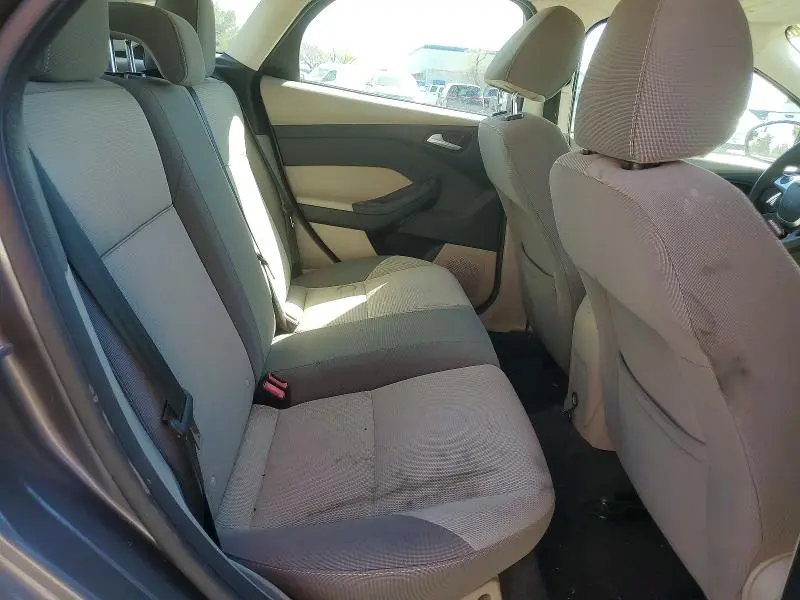 2013 FORD FOCUS SE  