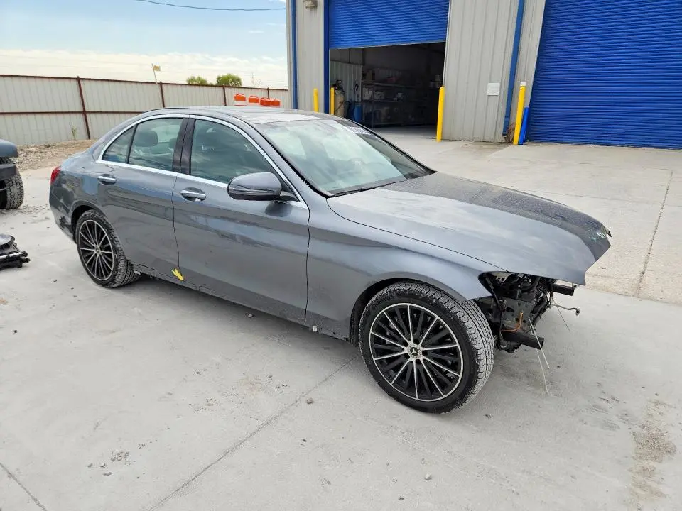 2021 MERCEDES-BENZ C 300  