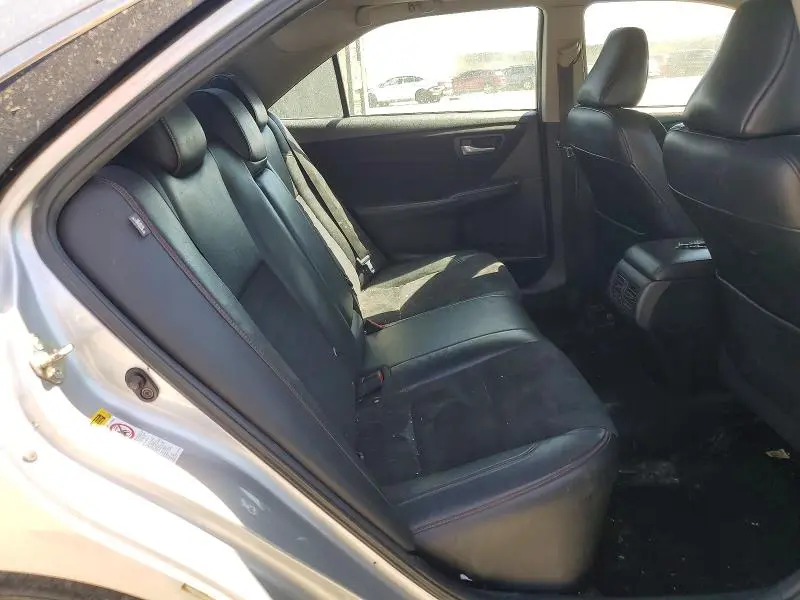 2015 TOYOTA CAMRY XSE V6  