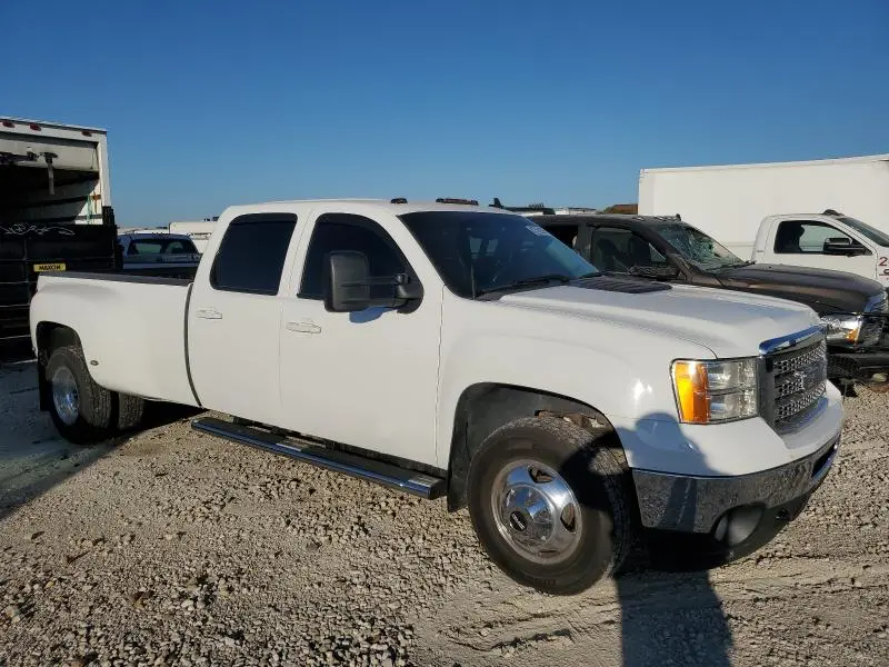 2013 GMC SIERRA C3500 SLT  