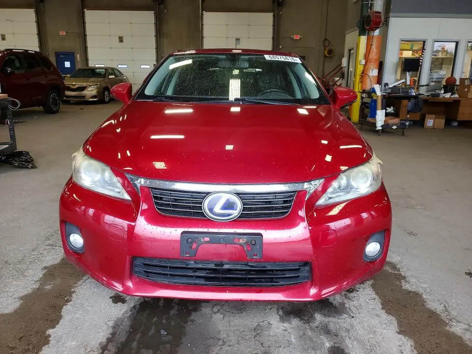 2011 LEXUS CT 200  