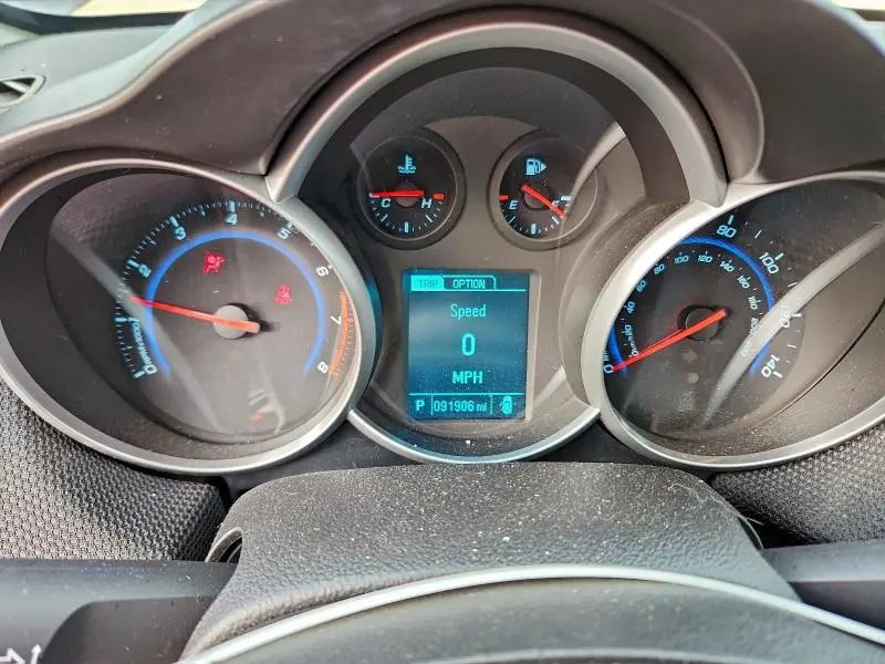 2013 CHEVROLET CRUZE LT  