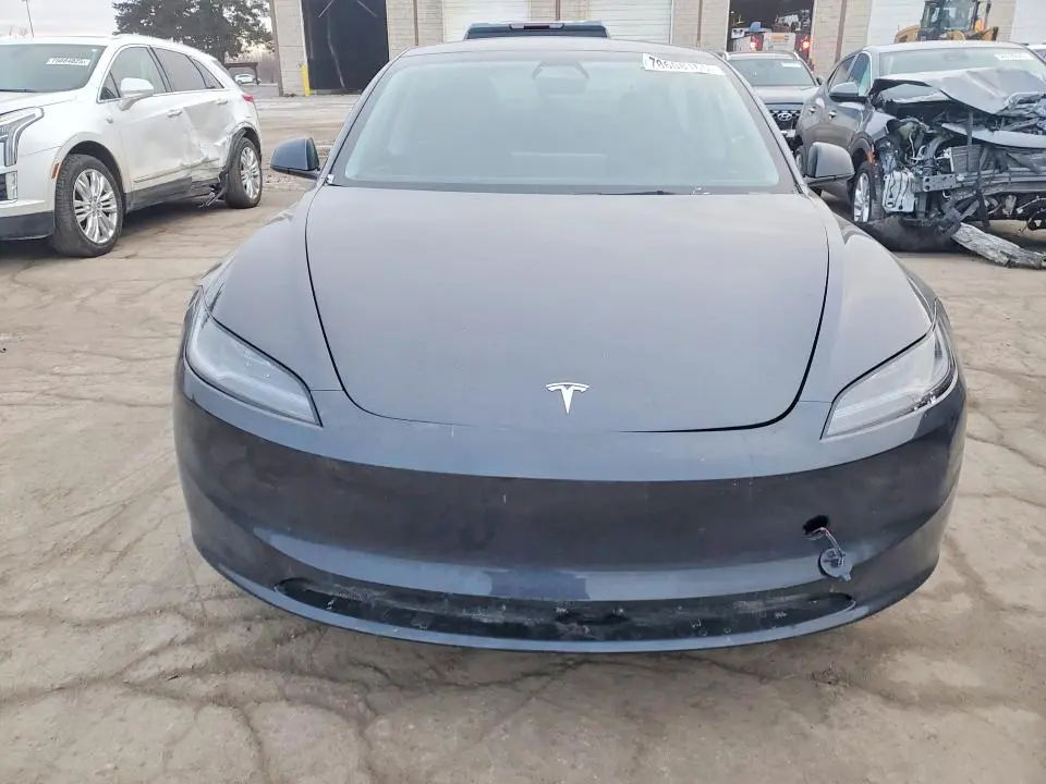2024 TESLA MODEL 3   