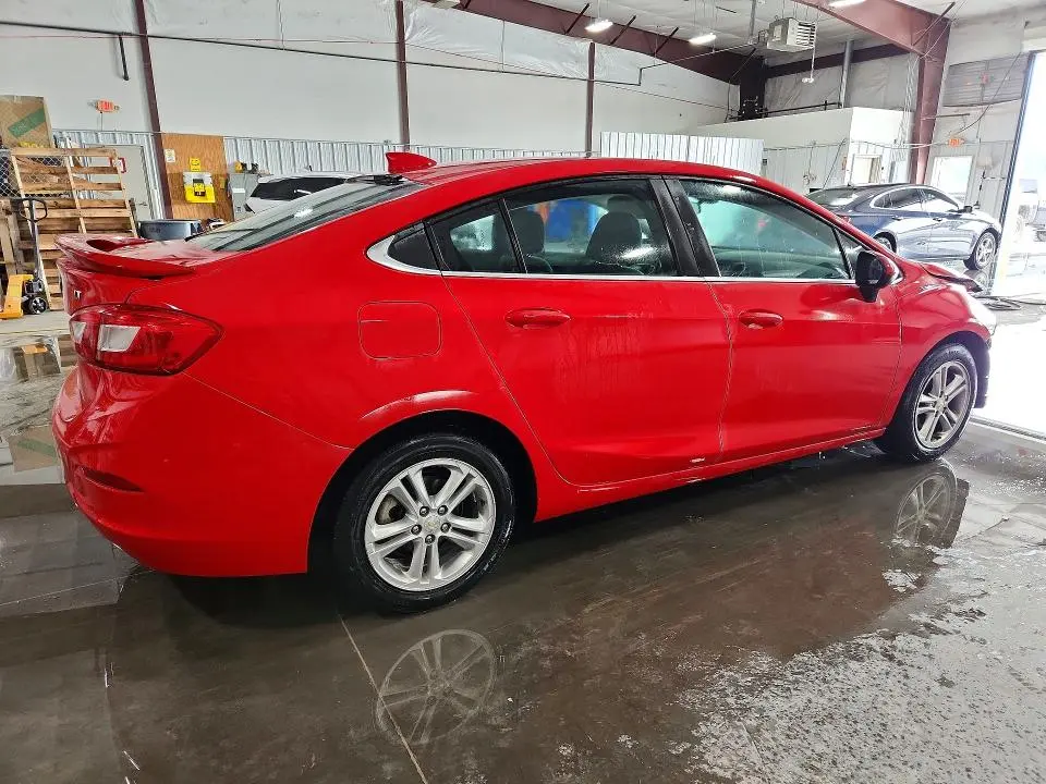 2017 CHEVROLET CRUZE LT  