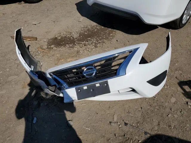 2019 NISSAN VERSA S  