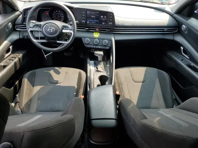 2023 HYUNDAI ELANTRA SE  