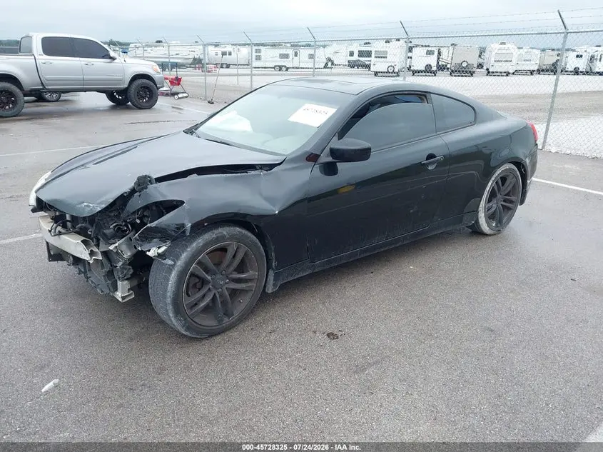 2010 INFINITI G37 JOURNEY