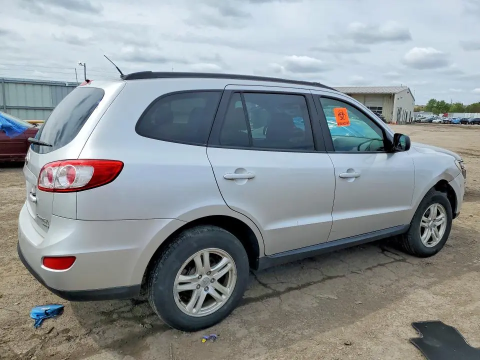 2011 HYUNDAI SANTA FE GLS  