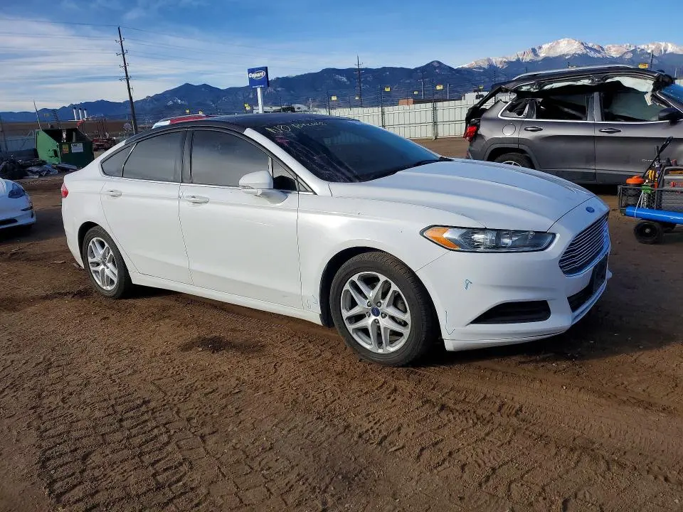 2016 FORD FUSION SE  