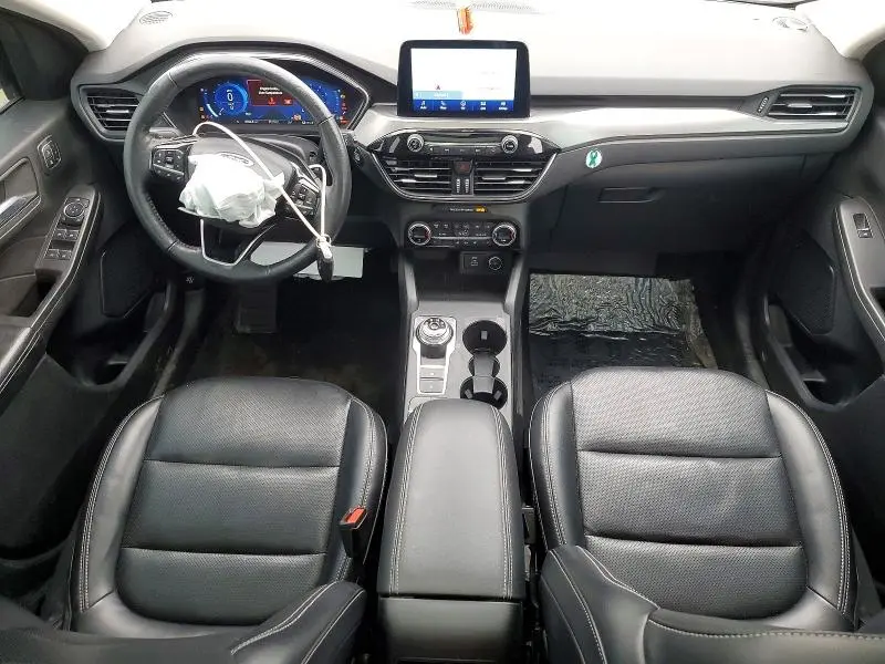2021 FORD ESCAPE TITANIUM  