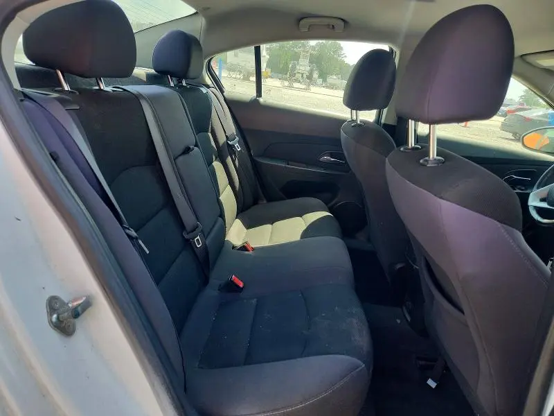 2015 CHEVROLET CRUZE LT  