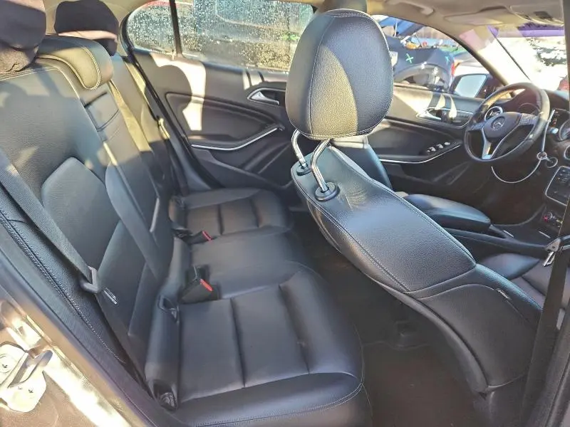 2015 MERCEDES-BENZ GLA 250  