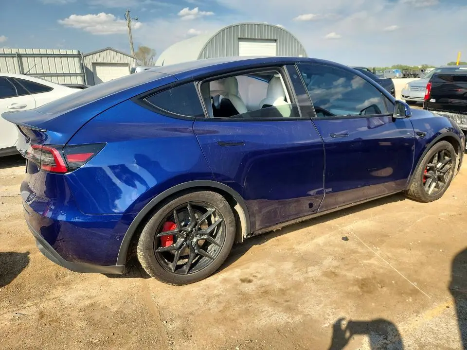 2022 TESLA MODEL Y   