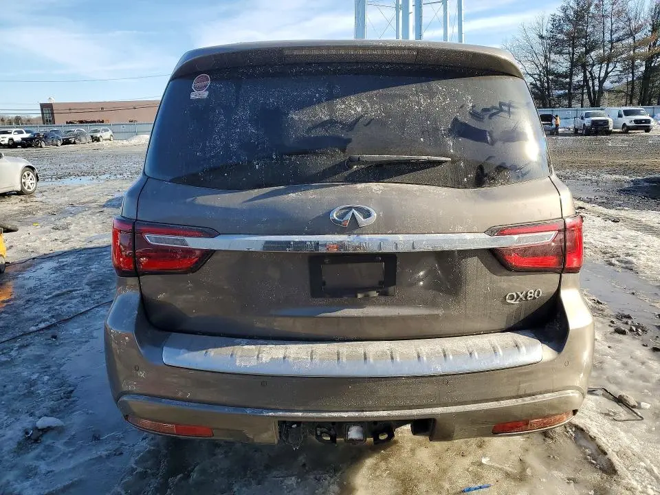 2019 INFINITI QX80 LUXE  
