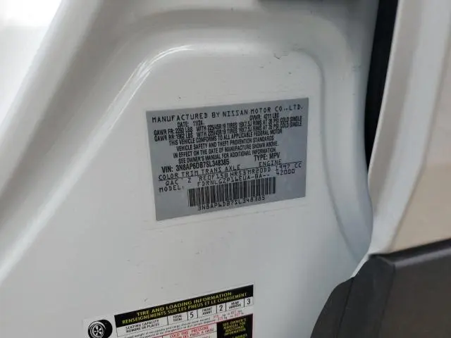 2025 NISSAN KICKS SR  