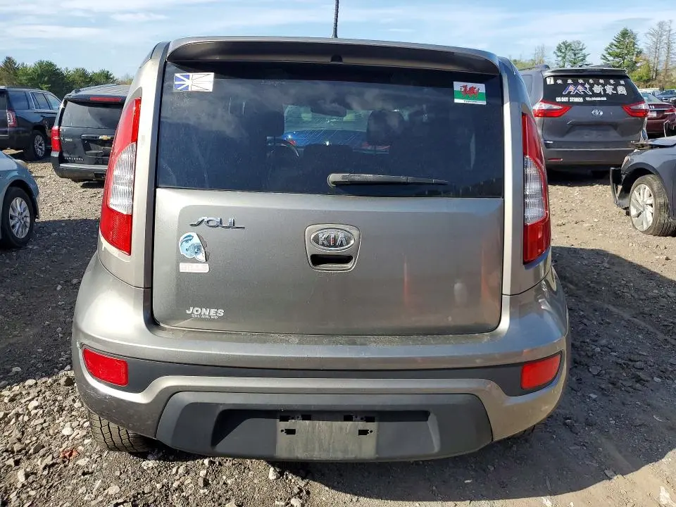 2012 KIA SOUL +  