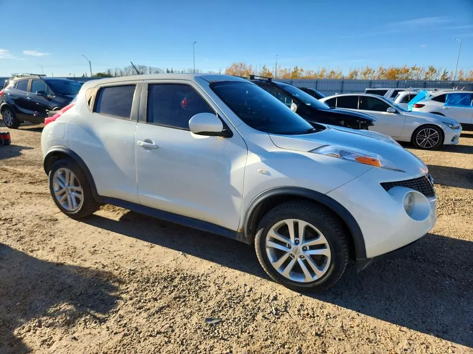 2013 NISSAN JUKE S  