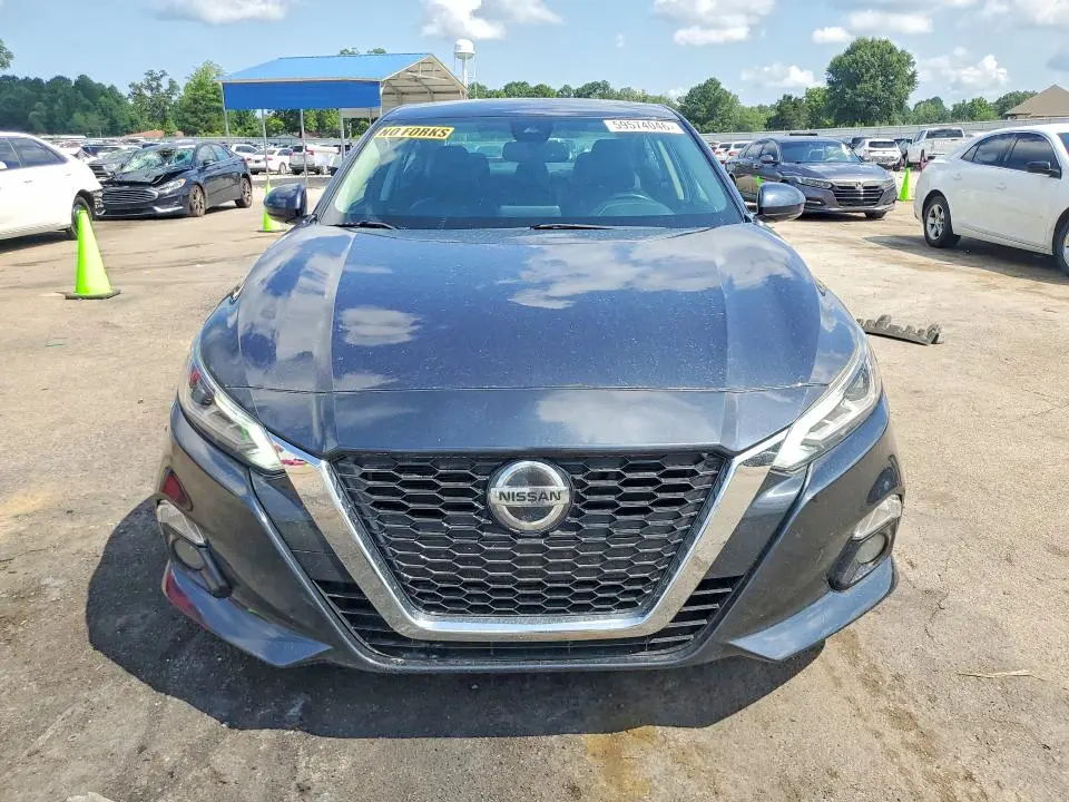 2019 NISSAN ALTIMA SL  
