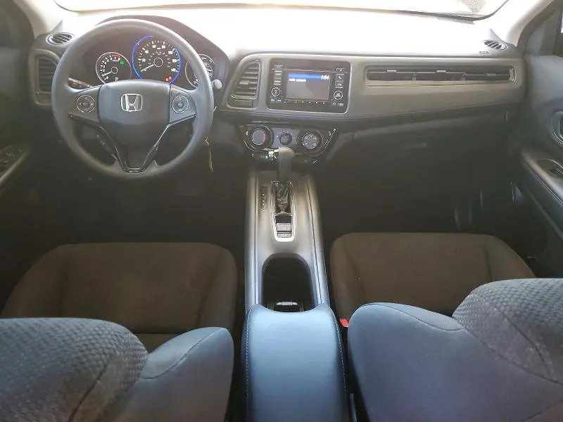 2017 HONDA HR-V LX  