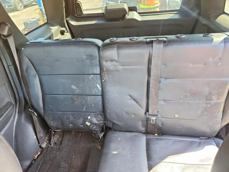 2010 FORD ESCAPE LIMITED  