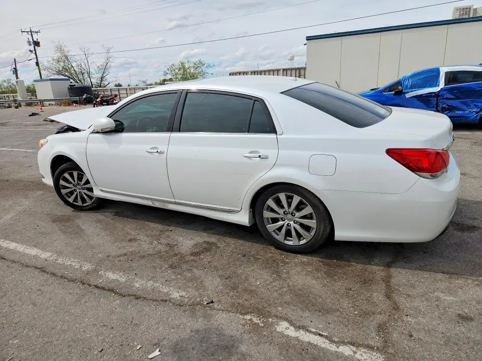 2012 TOYOTA AVALON LIMITED  