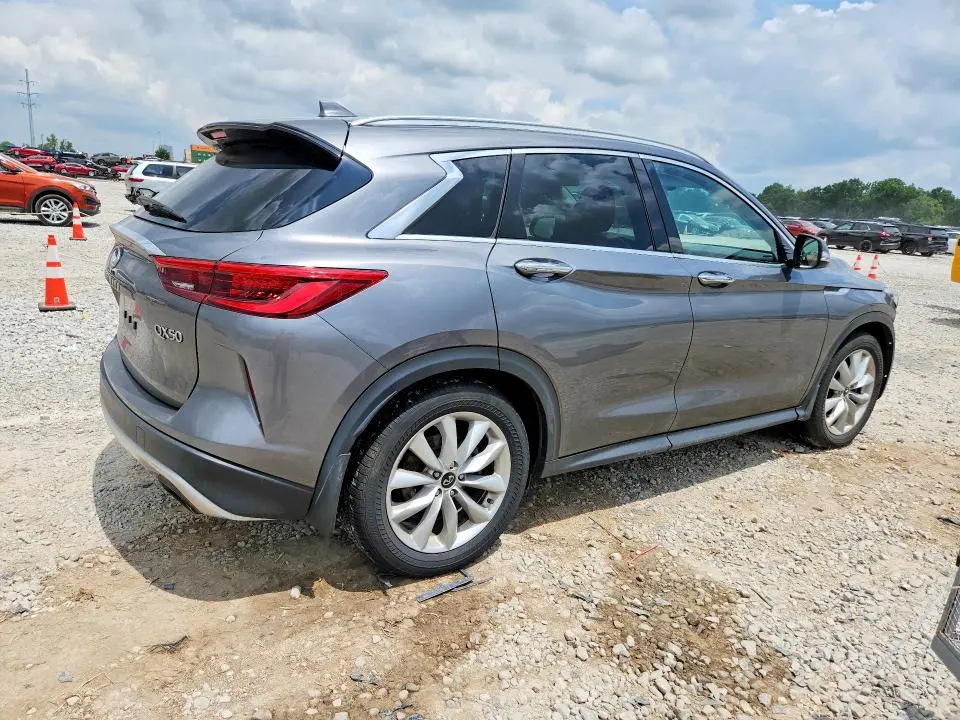 2019 INFINITI QX50 LUXE  