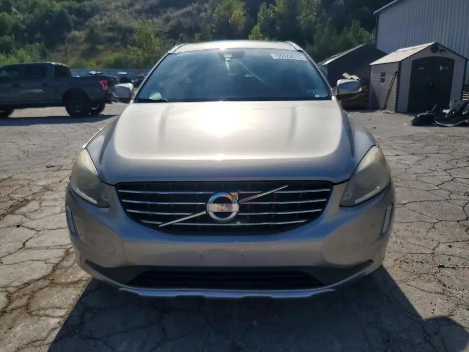 2015 VOLVO XC60 T6 PREMIER  