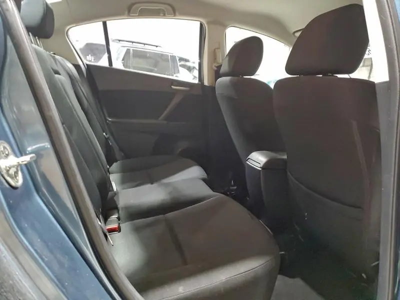 2010 MAZDA 3 I  