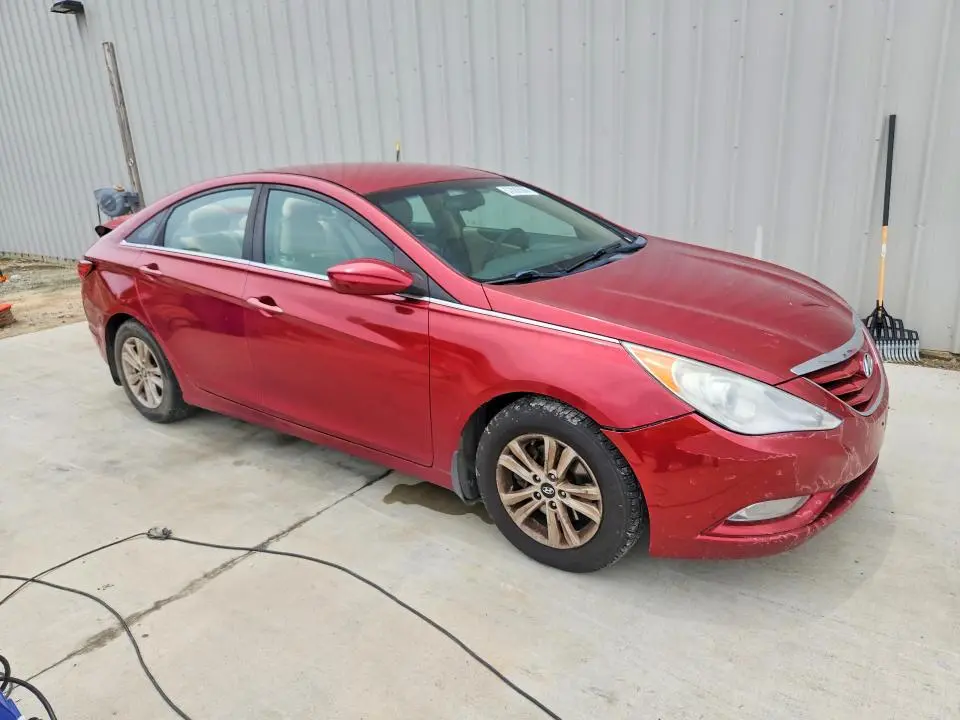 2013 HYUNDAI SONATA GLS  