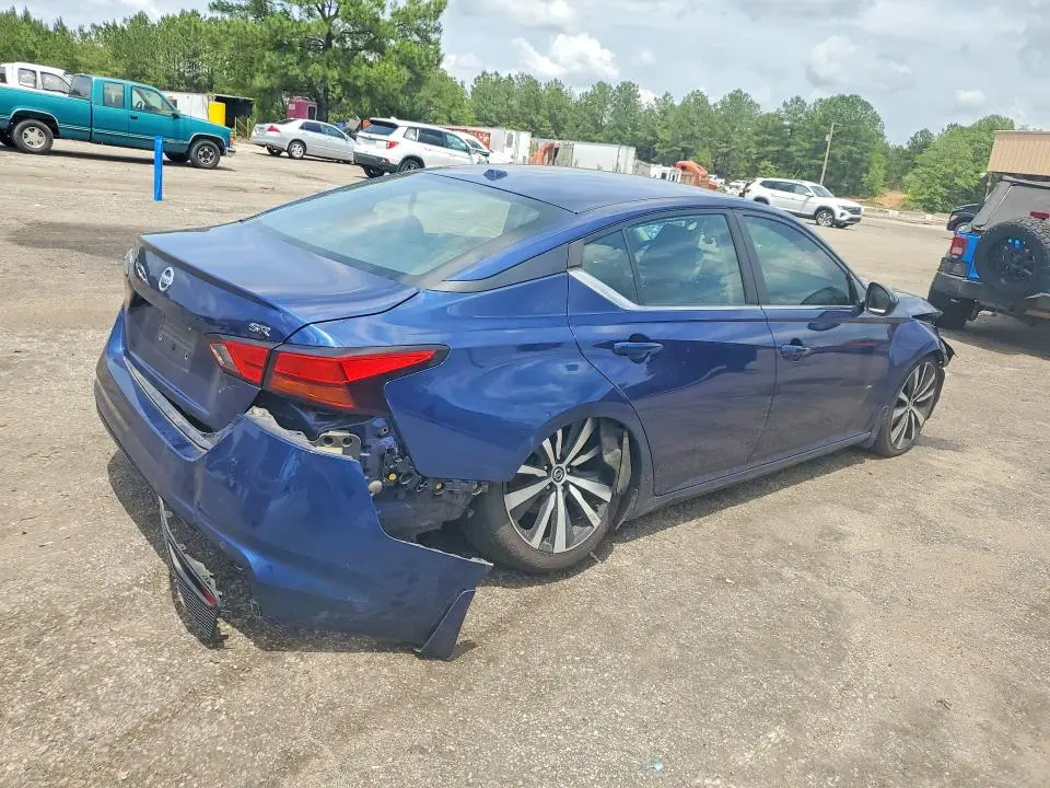 2020 NISSAN ALTIMA SR  