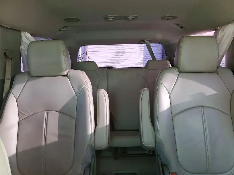 2015 GMC ACADIA SLT-2  