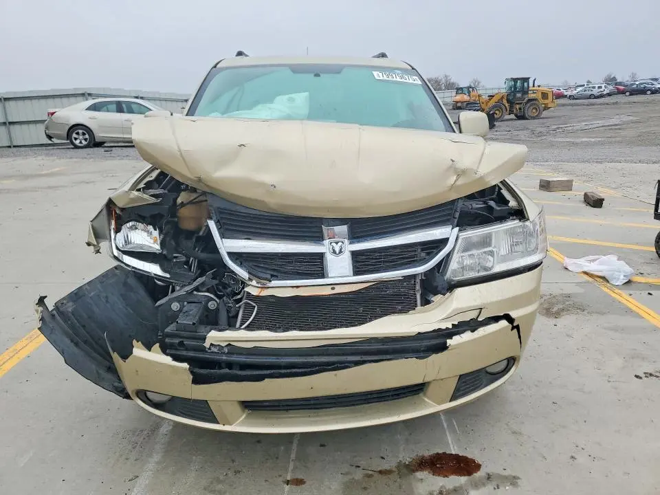 2010 DODGE JOURNEY SXT  