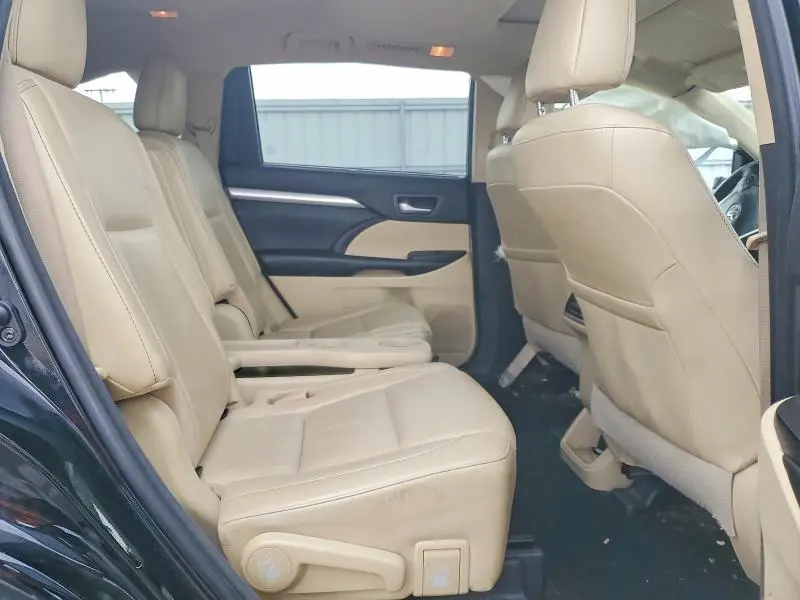 2018 TOYOTA HIGHLANDER XLE  