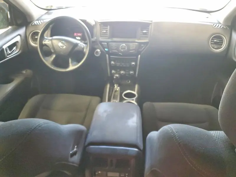 2015 NISSAN PATHFINDER SV  