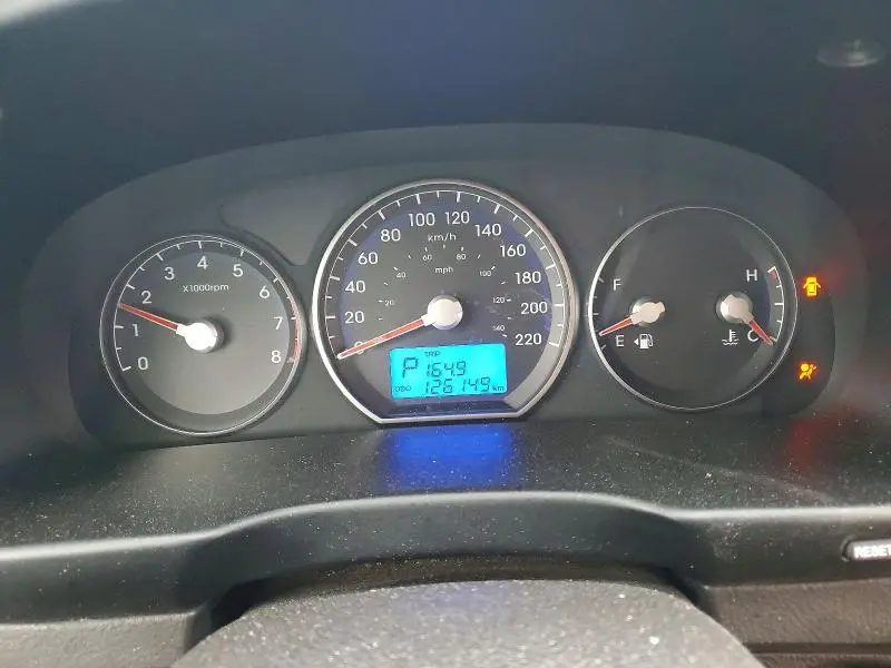 2011 HYUNDAI SANTA FE GLS  