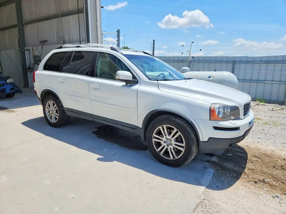 2011 VOLVO XC90 3.2  