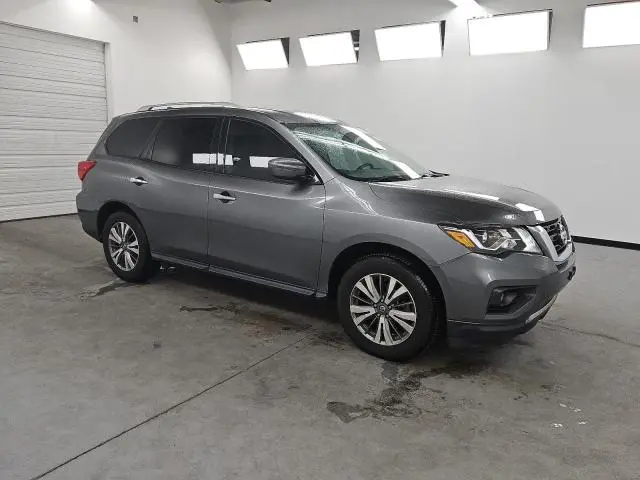 2019 NISSAN PATHFINDER S  