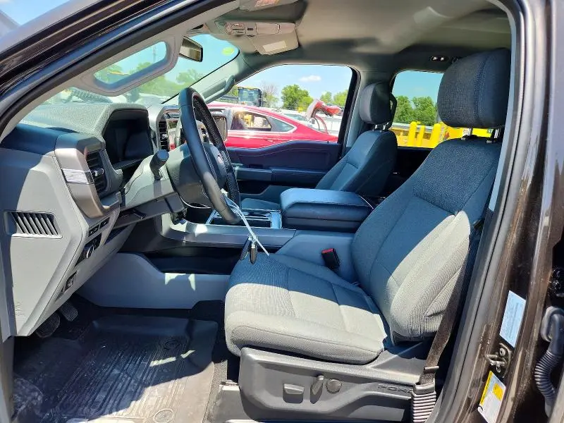 2024 FORD F150 XLT  