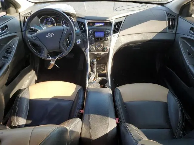 2011 HYUNDAI SONATA SE