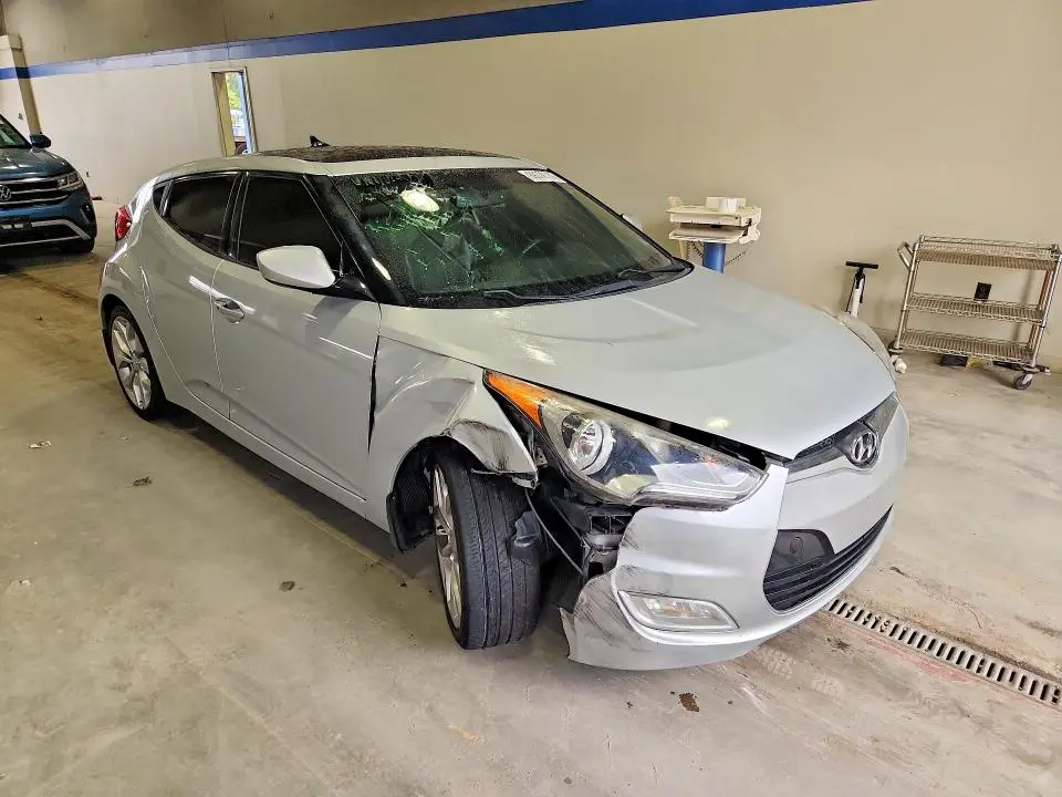 2016 HYUNDAI VELOSTER BASE  