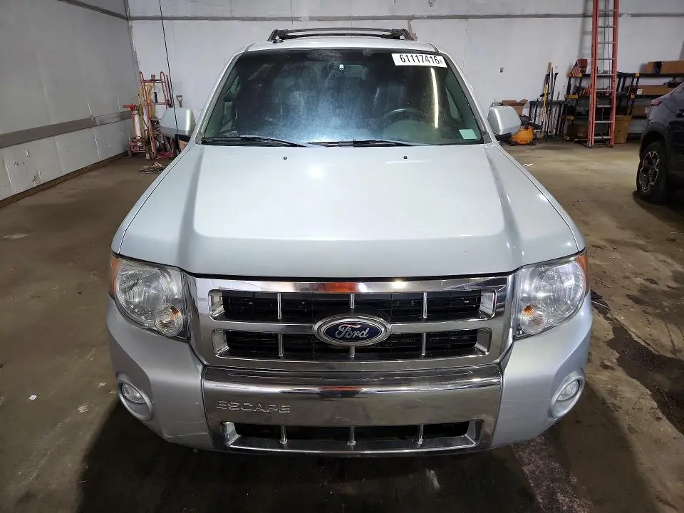2011 FORD ESCAPE LIMITED  