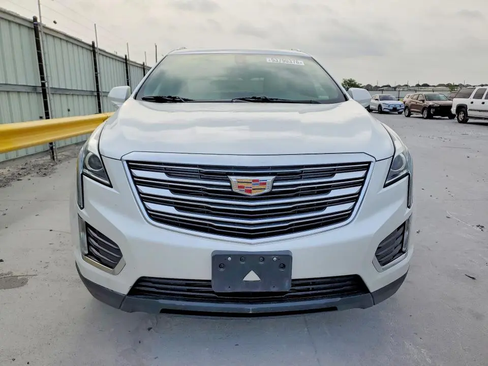 2018 CADILLAC XT5   