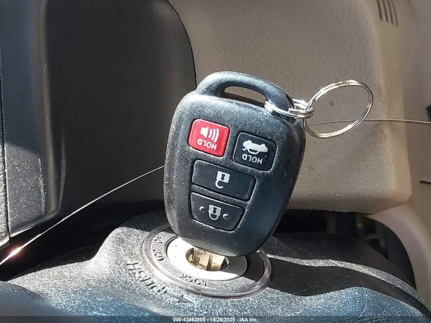 2012 TOYOTA CAMRY LE