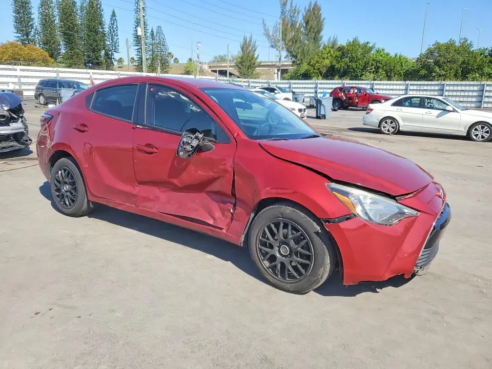 2018 TOYOTA YARIS IA BASE  