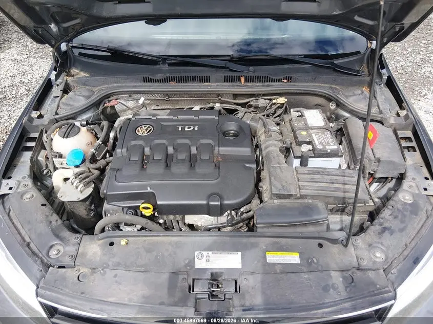 2015 VOLKSWAGEN JETTA 2.0L TDI S