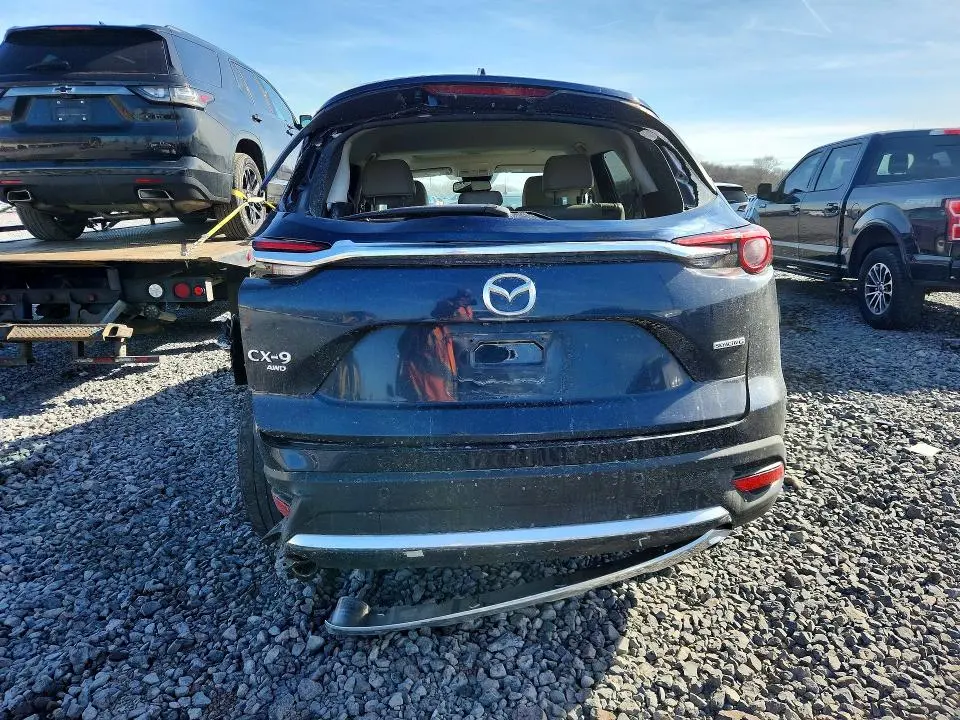 2022 MAZDA CX-9 TOURING  