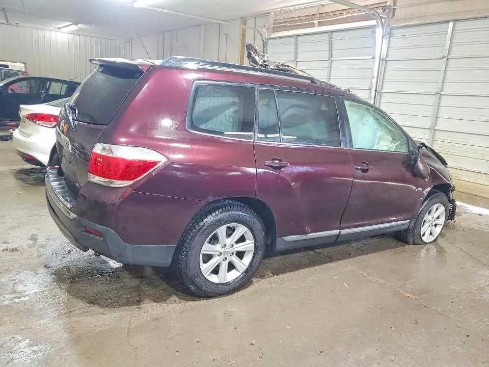 2013 TOYOTA HIGHLANDER PLUS  