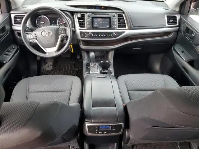 2015 TOYOTA HIGHLANDER LE  