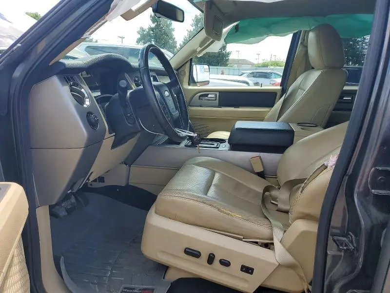 2017 FORD EXPEDITION EL XLT  
